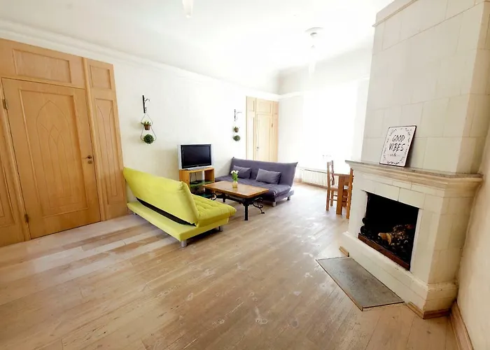 Airhome - Cozy Apartment